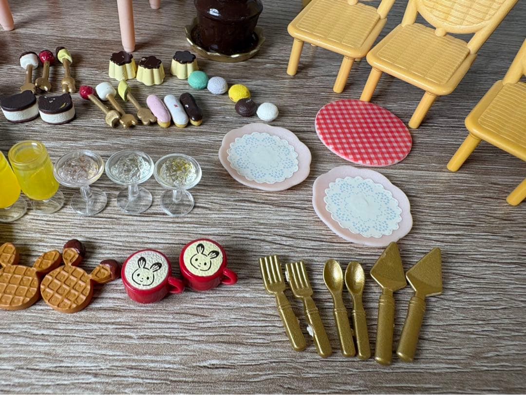 シルバニア　スイーツビュッフェ