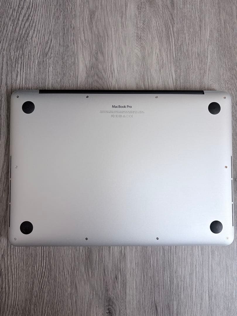 美品　MacBook Pro シルバー　2015 13.3インチ