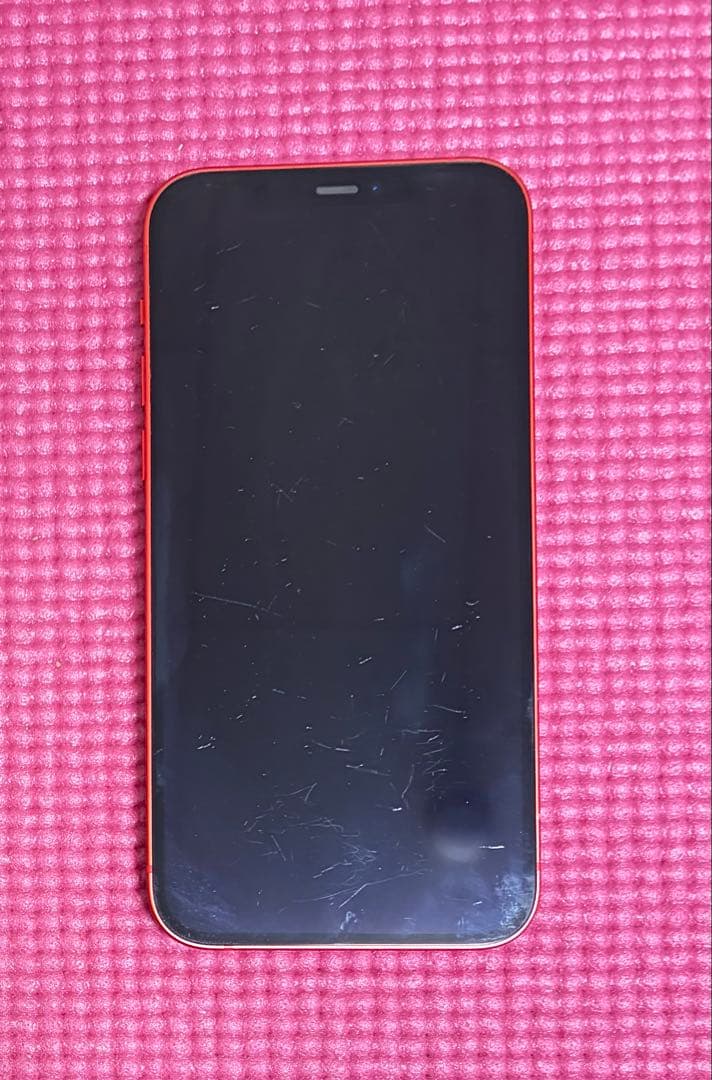 南*国様 Apple iPhone 12 レッド　本体
