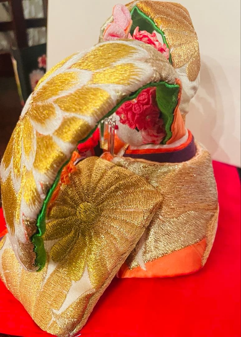 おばあちゃんのハンドメイド　着物うさぎ人形　アンティーク帯着物　蝶々幸せの鈴の音