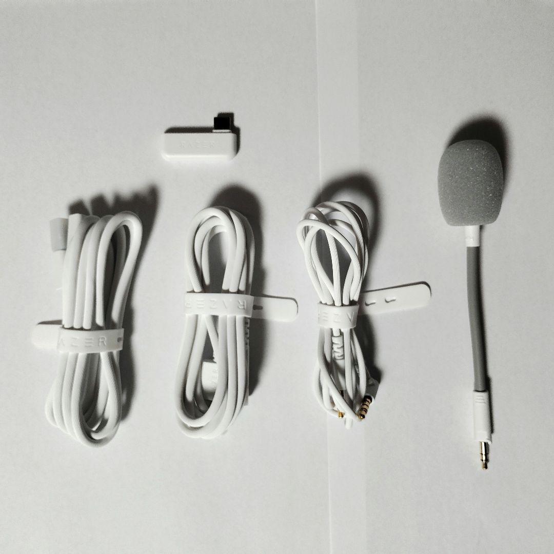 ヘッドホン Razer Barracuda X Mercury White