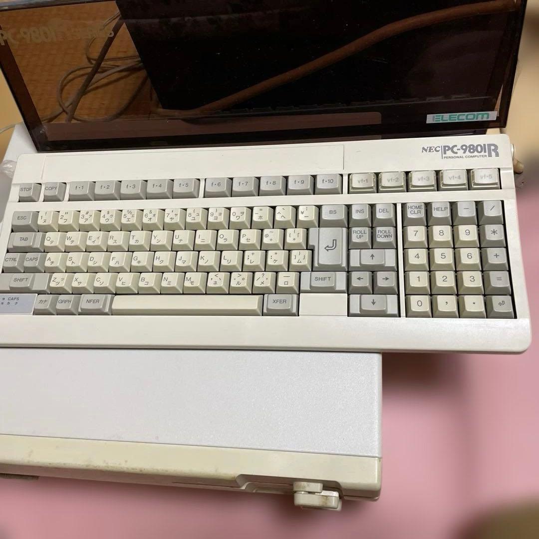 m*e様 NECパーソナルコンピューPC-9801RA 出品終了予定