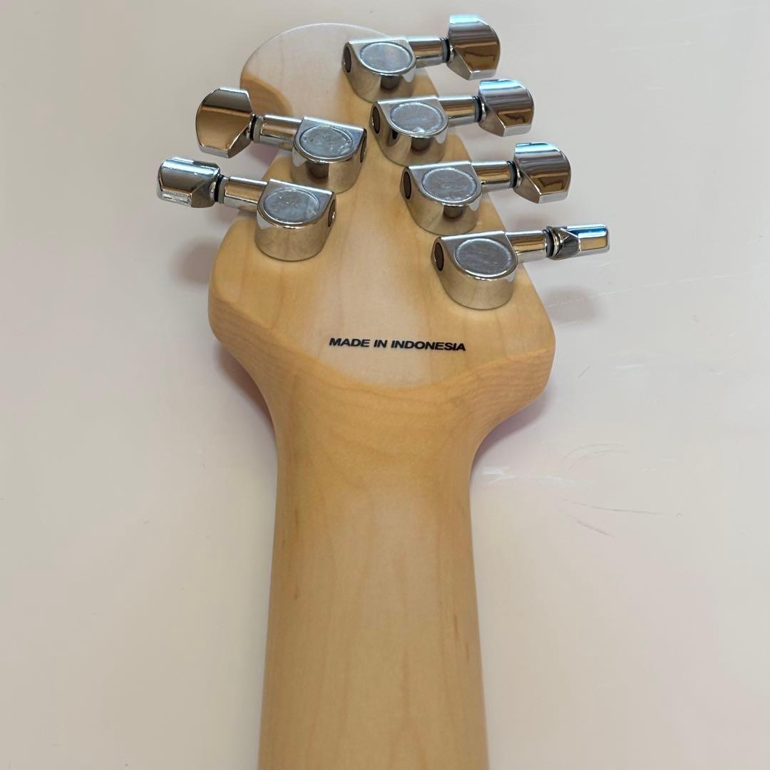 美品 Sterling by Musicman SUB AX3FM Axis