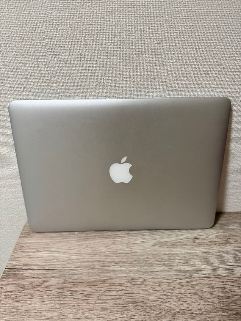 MacBook Air 2017 13インチ 8GB 128GB