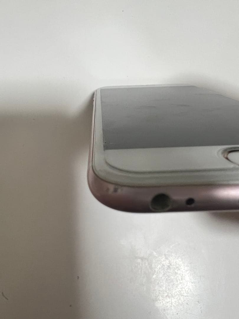 iPhone6s ローズゴールド simフリー