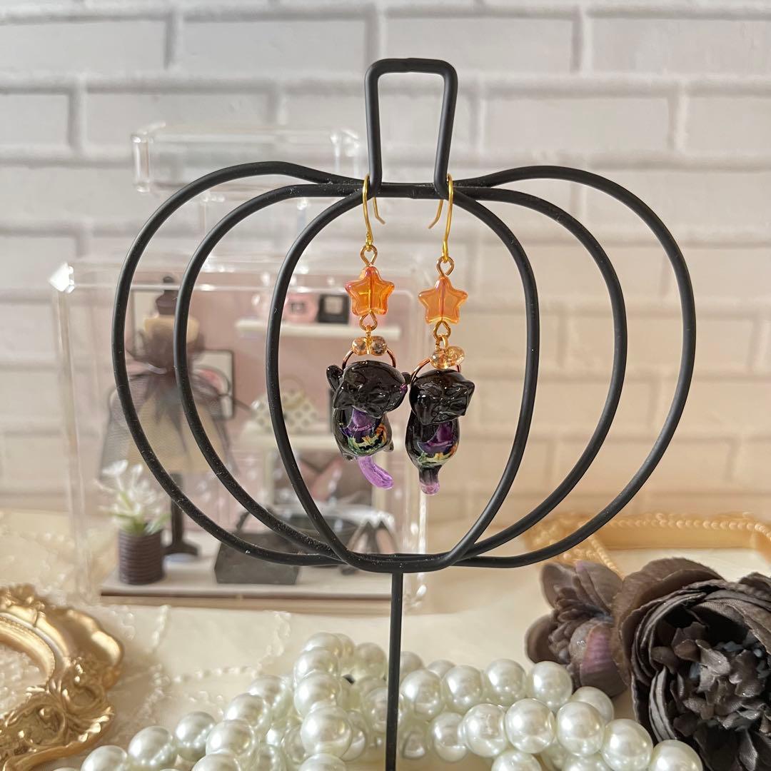 ฅハ21❤️ レジン　猫　ハロウィン　ピアス　イヤリング　ハンドメイド