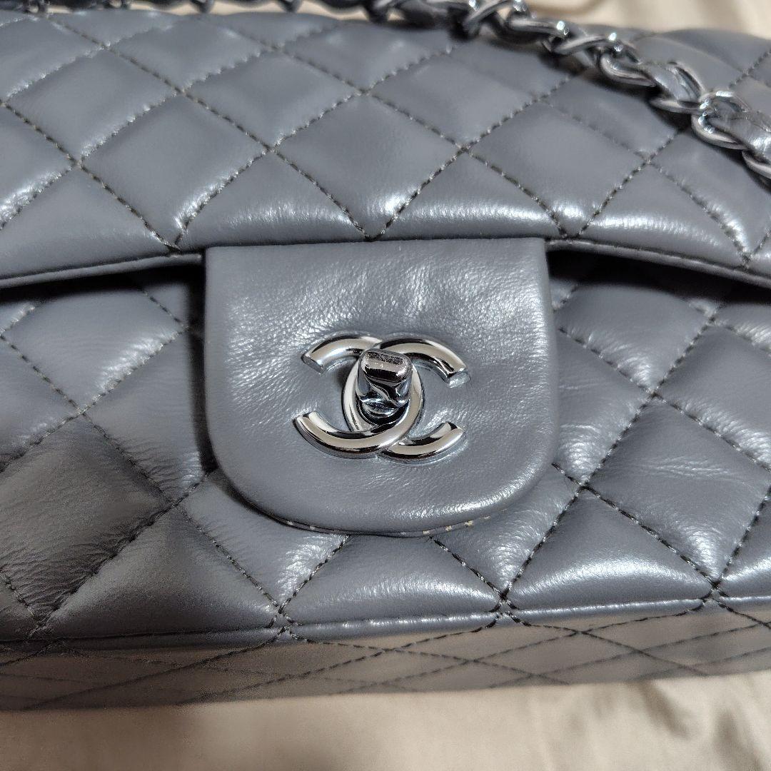 ひ*み様 ‎♡CHANEL♡ グレー キルティング バッグ✨美品✨