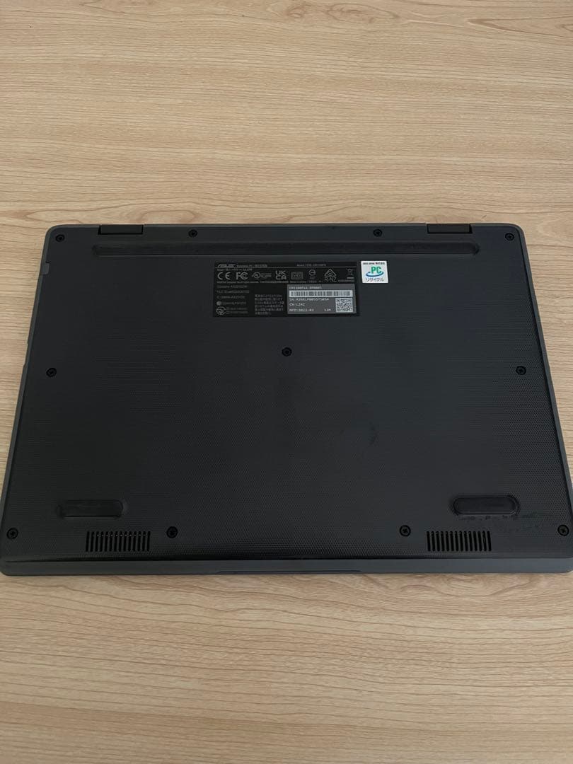 ASUS Chromebook CR1 (CR1100FKA-BP003) 本体