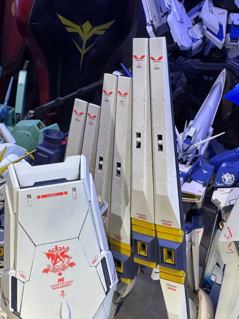 MG νガンダムverKA 塗装完成品　ガンプラ　プラモデル　pgu