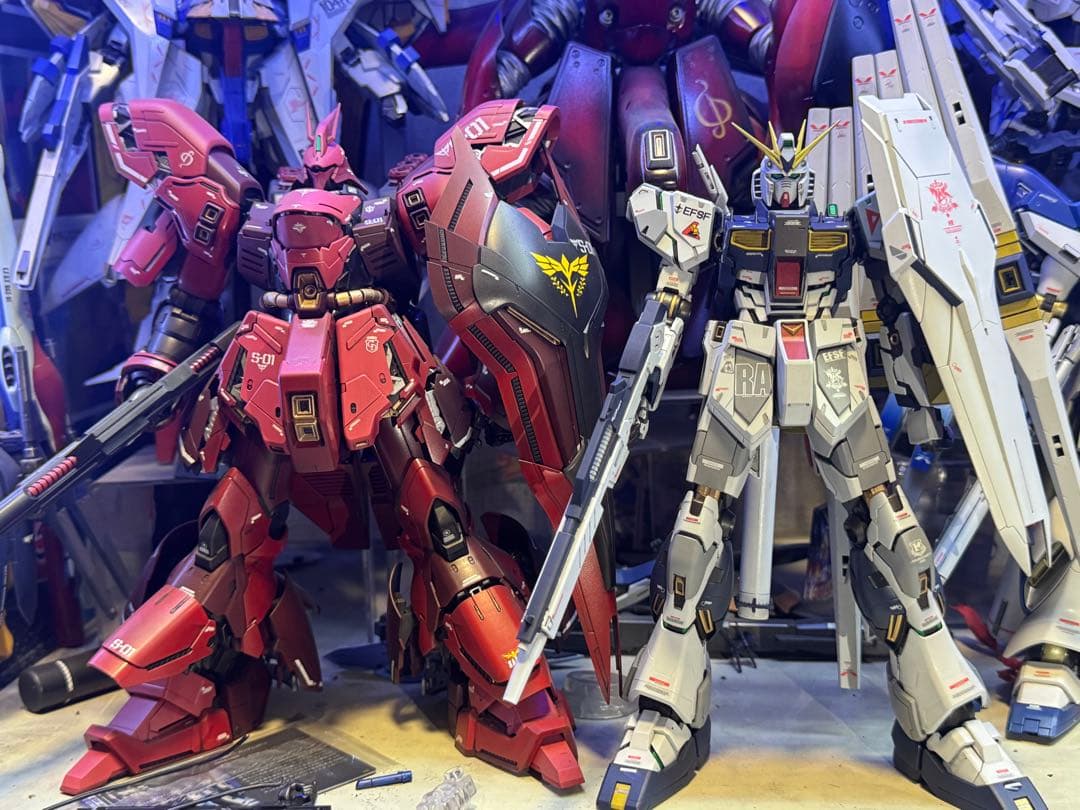 MG νガンダムverKA 塗装完成品　ガンプラ　プラモデル　pgu