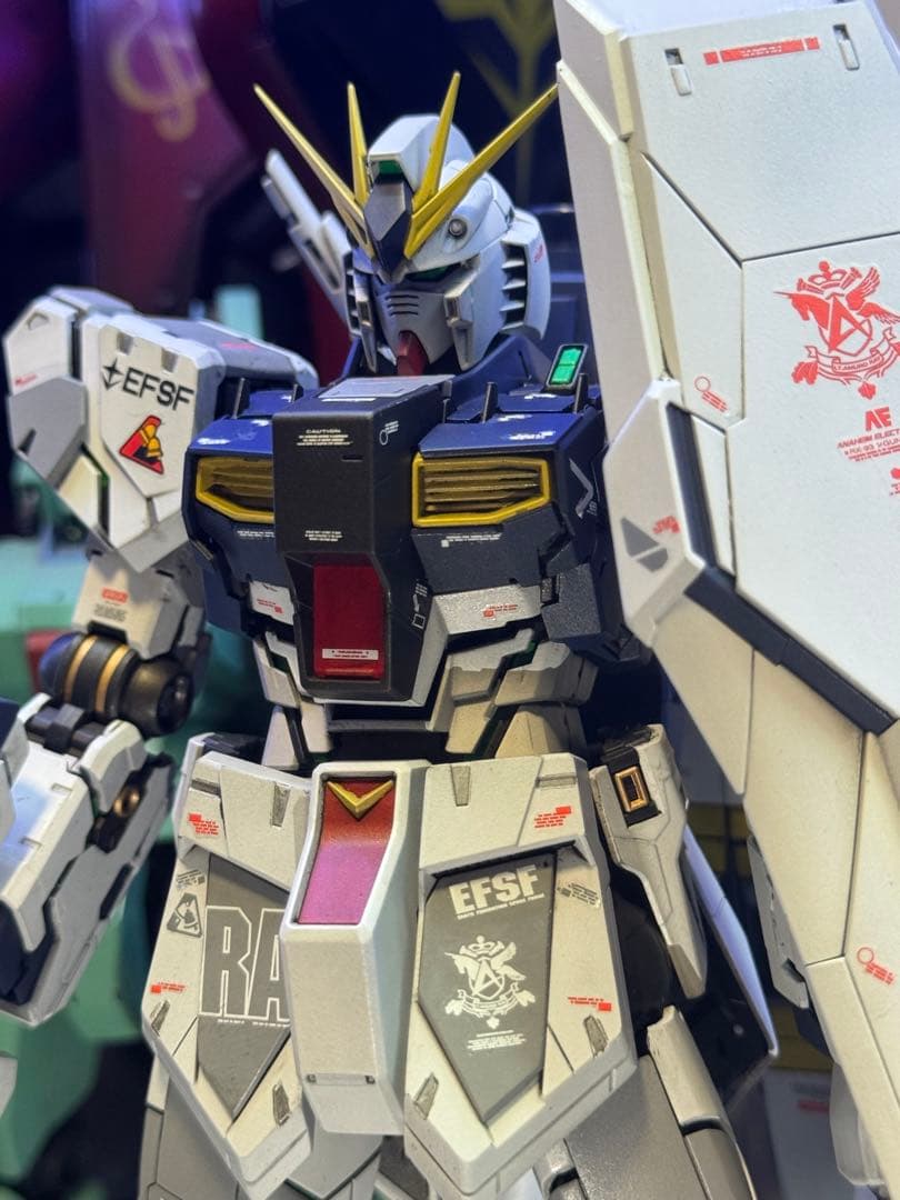 MG νガンダムverKA 塗装完成品　ガンプラ　プラモデル　pgu