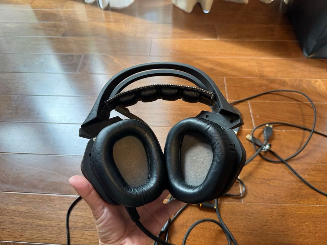 ASUS ROG 7.1 CENTURION ゲーミングヘッドセット