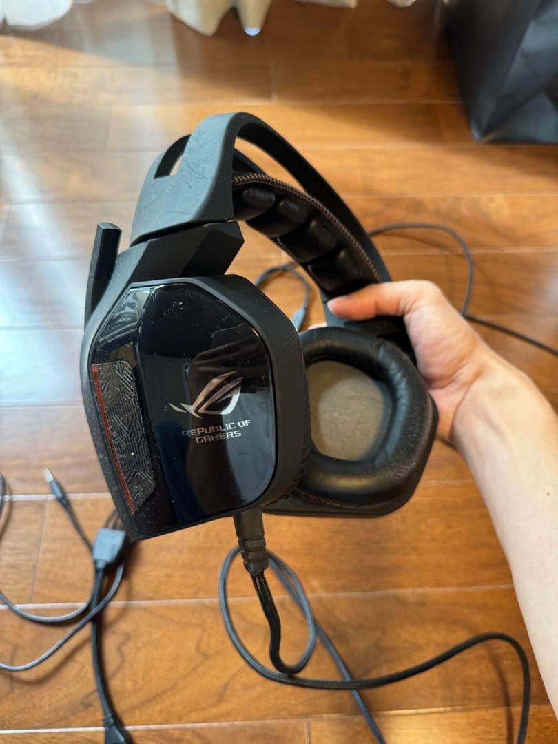 ASUS ROG 7.1 CENTURION ゲーミングヘッドセット