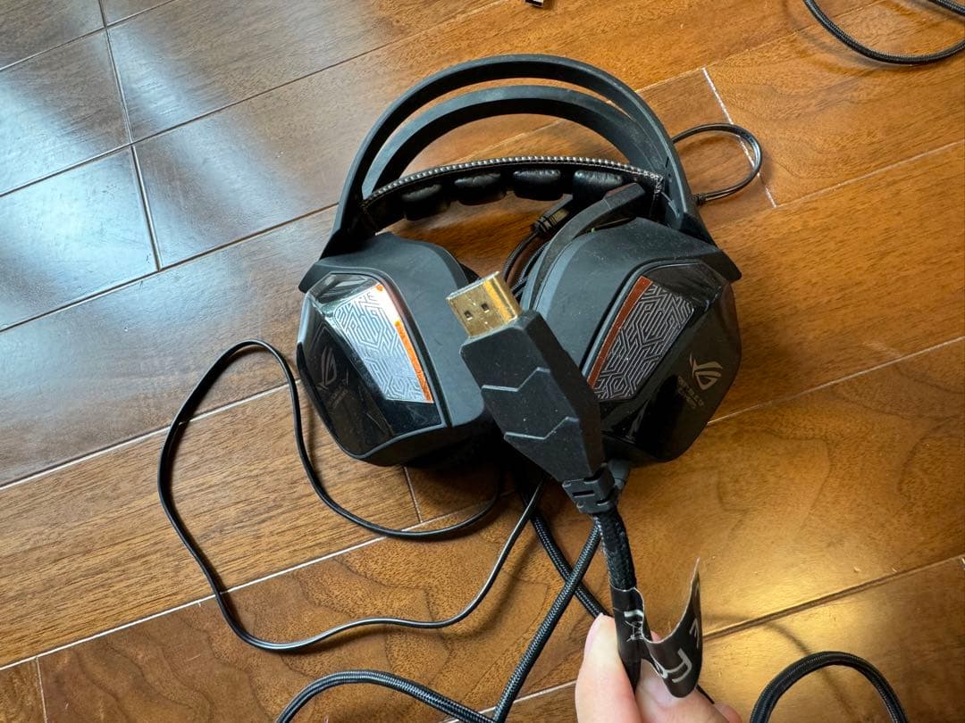 ASUS ROG 7.1 CENTURION ゲーミングヘッドセット