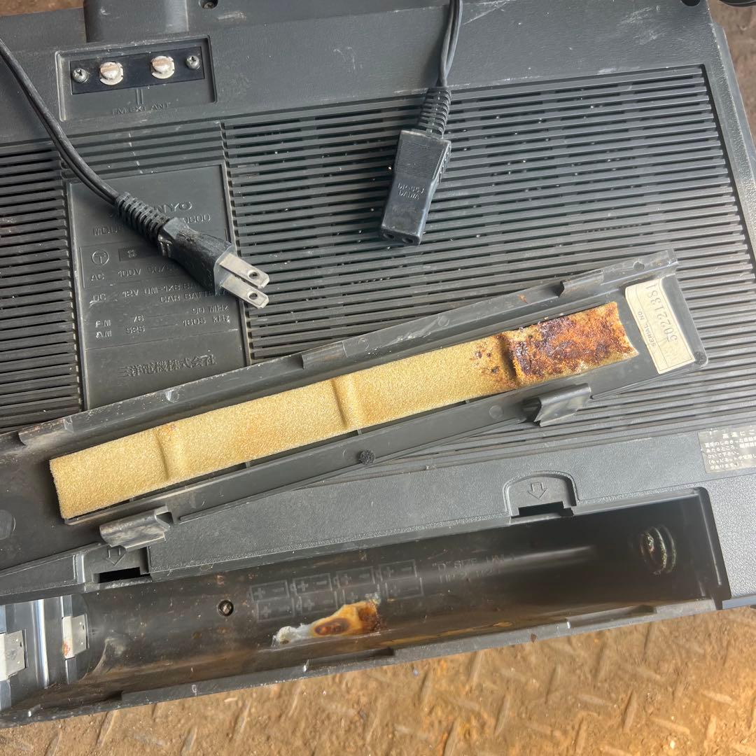 SANYO MR9600 サンヨー ラジオカセットレコーダー 通電確認済み