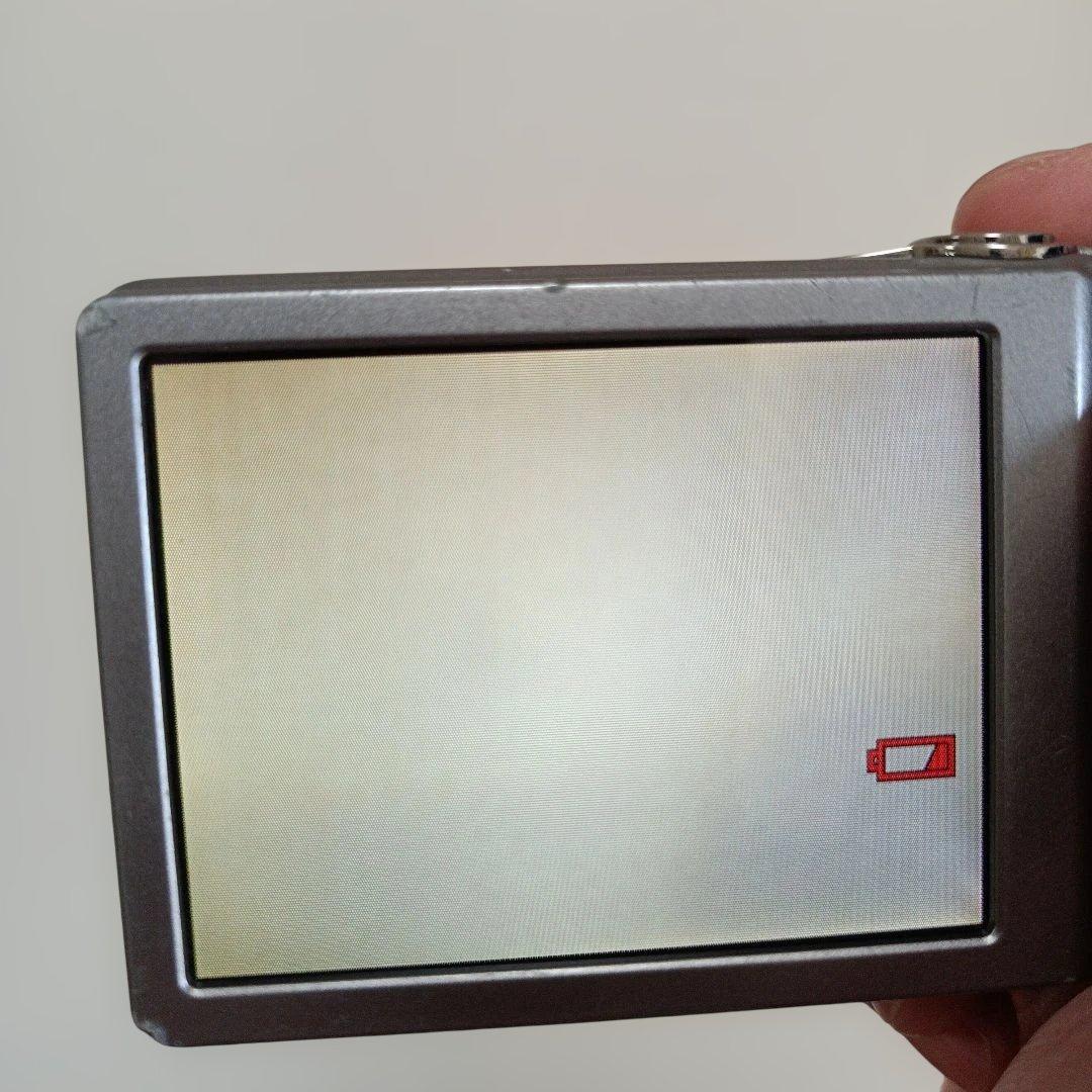 デジタルカメラ FUJIFILM FinePix JX690