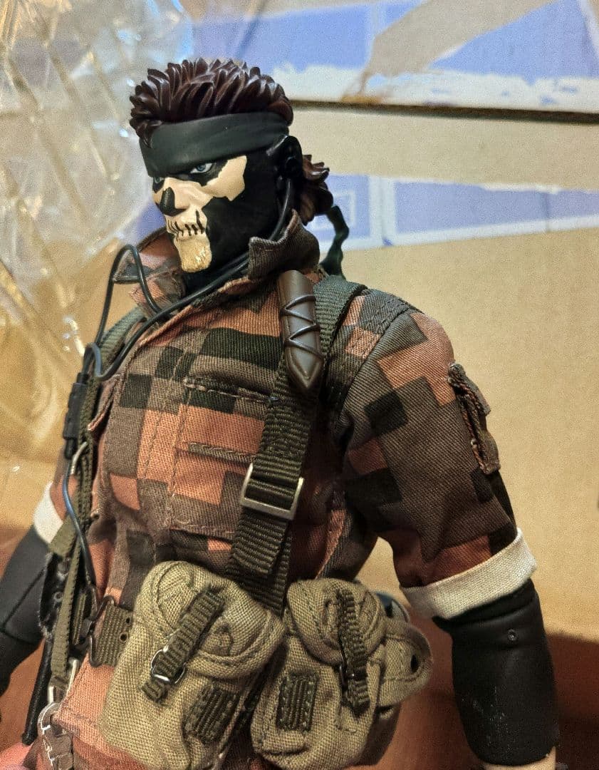 ワンフェス500体限定メディコムトイRAHメタルギアソリッド3スネークカモフ