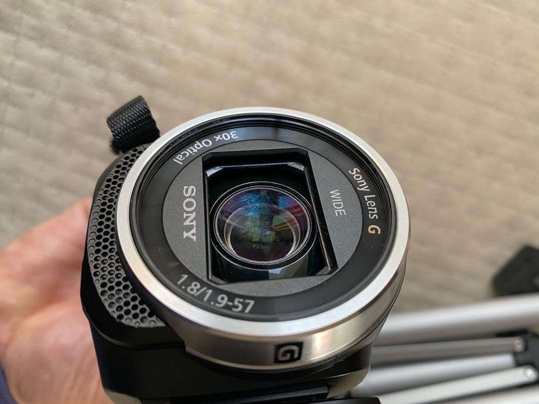 SONY ビデオカメラHDR-CX675 脚付き