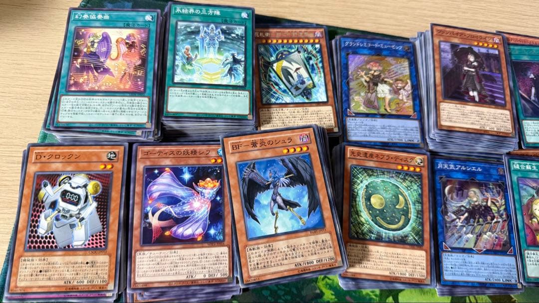 遊戯王　まとめ売り③　デッキ引退品　4000枚以上　1500円値引き　多種テーマ