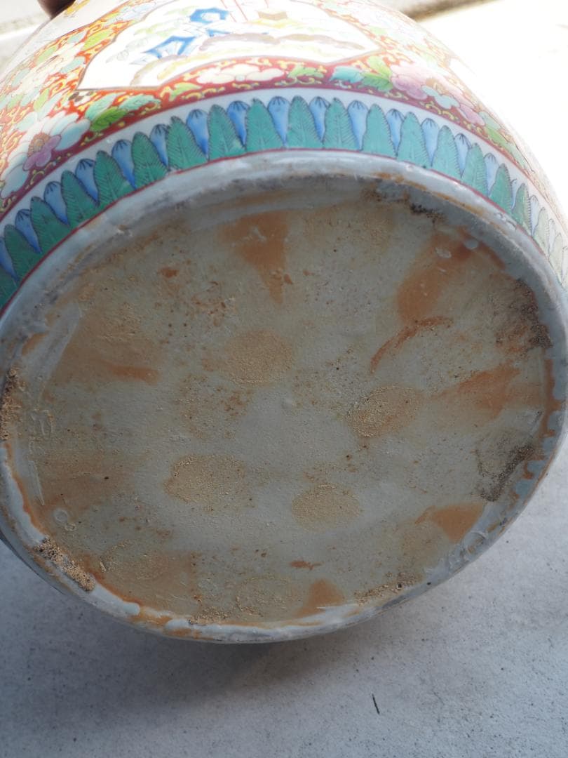 伊万里　十錦手火鉢　睡蓮鉢　花鳥図　ヒビ修復跡あり