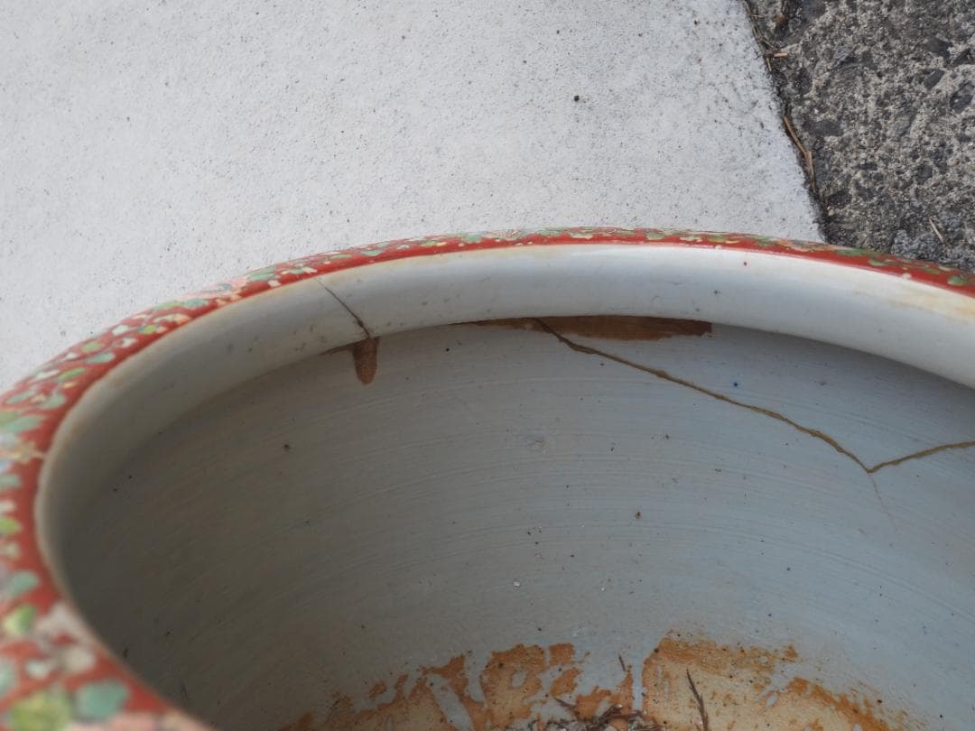 伊万里　十錦手火鉢　睡蓮鉢　花鳥図　ヒビ修復跡あり