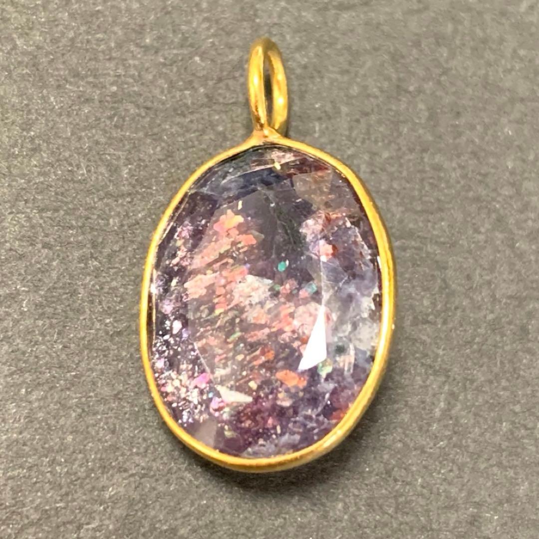 アイオライトサンストーン　ペンダントトップ　天然石