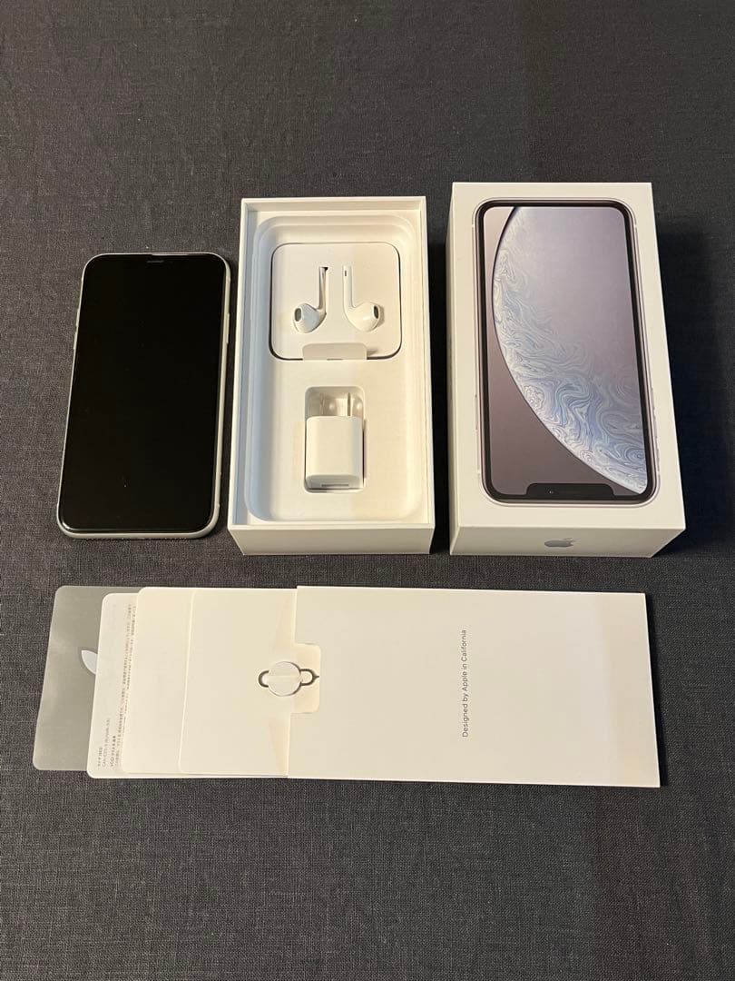 [美品] Apple iPhone XR ホワイト(白) 64GB