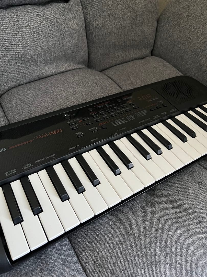 Yamaha PSS-A50 電子キーボード　37鍵盤