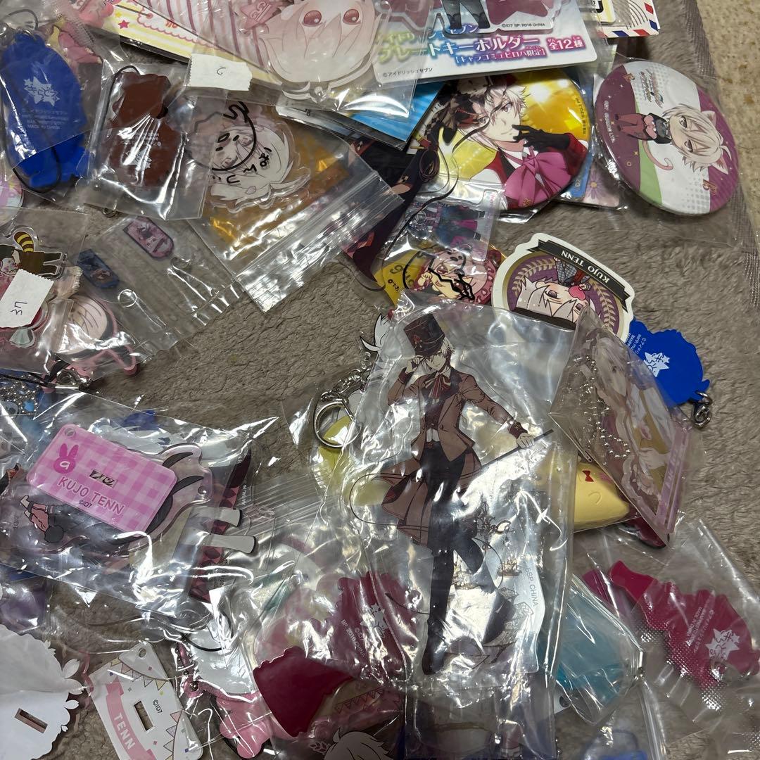 アイナナ 九条天 缶バッジ、アクスタ、キーホルダーなど