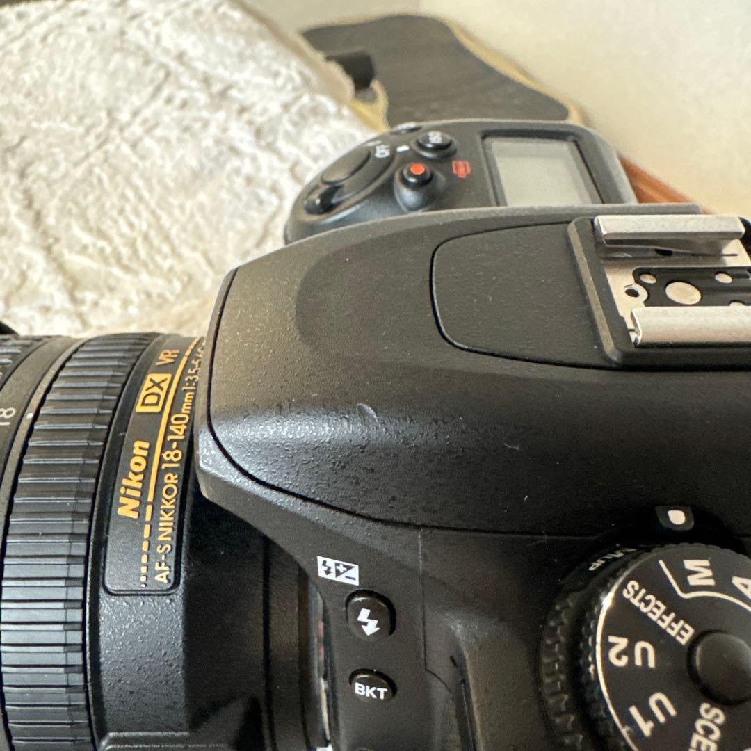 Nikon D7500 デジタル一眼レフ 本体とレンズ