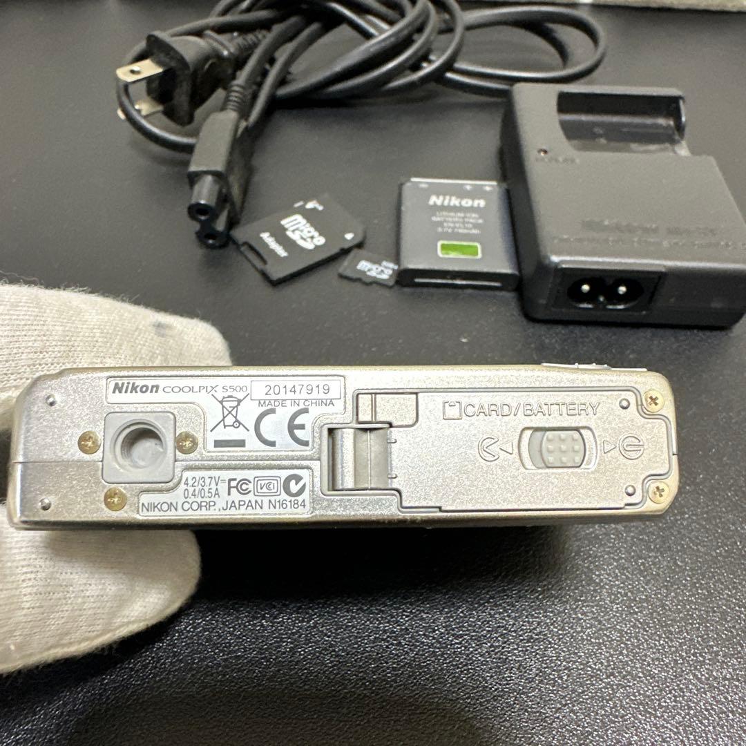 美品 NIKON COOLPIX S500 シルバー　動作確認済