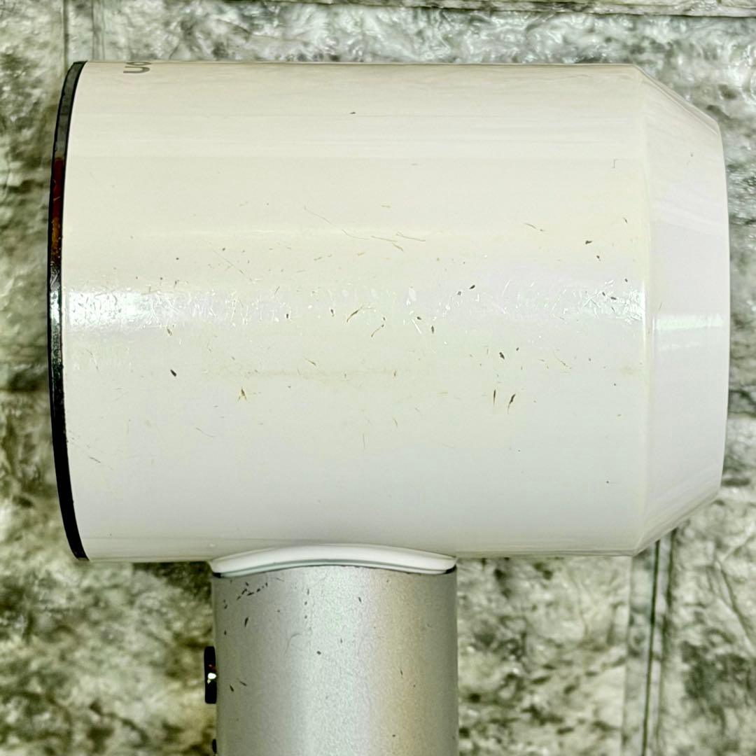 Dyson 「Supersonic Ionic」HD01