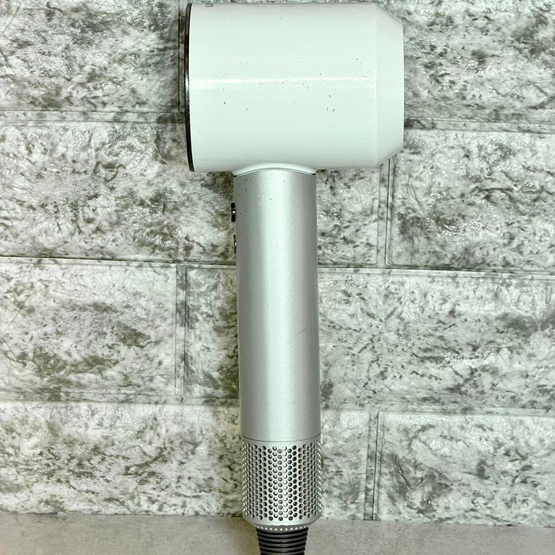 Dyson 「Supersonic Ionic」HD01