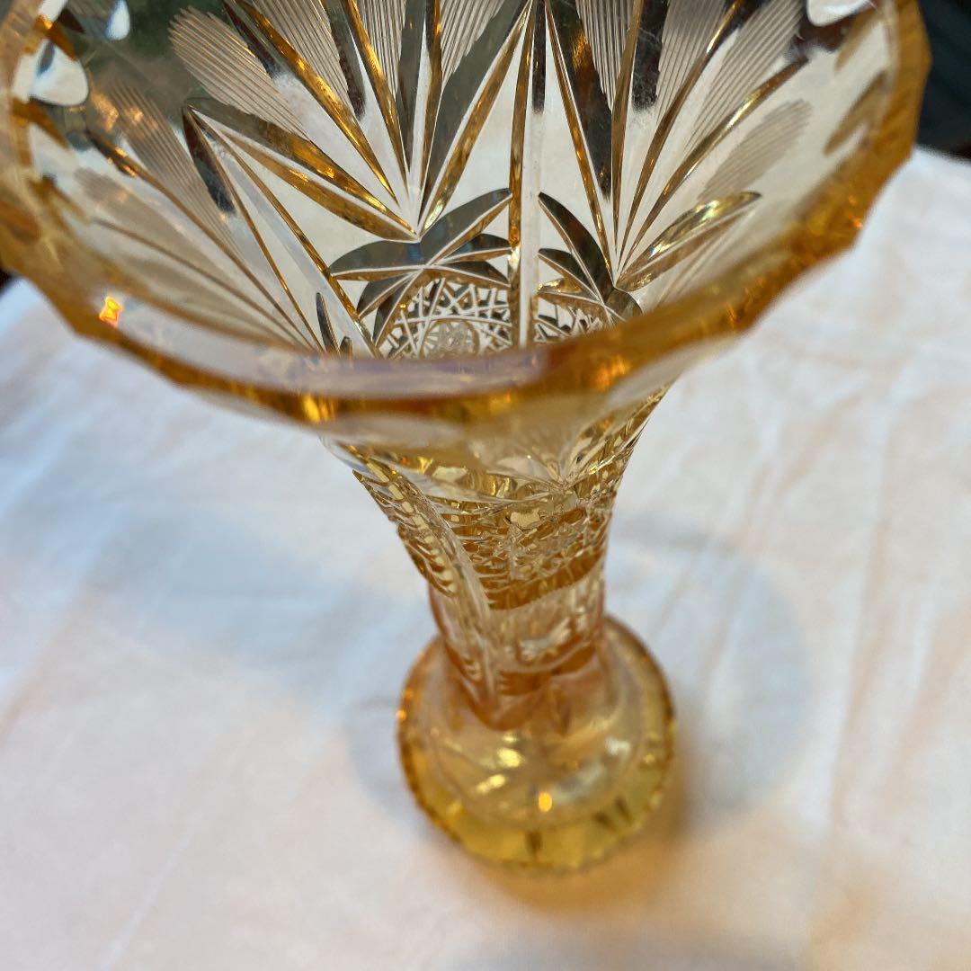 カットガラス、切り子の花瓶、日本製