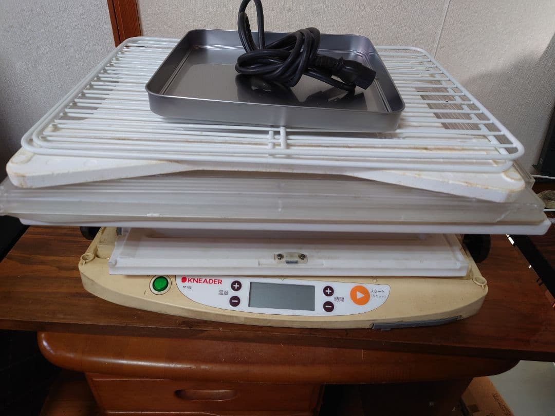 日本ニーダー　たためる 発酵器　取説、レシピ、保証書付き