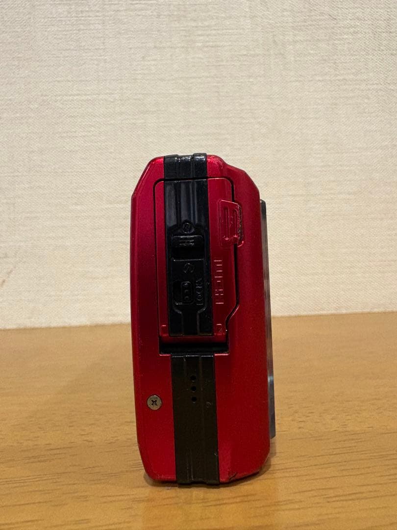 OLYMPUS Stylus TG-3 Tough レッド 本体と付属品