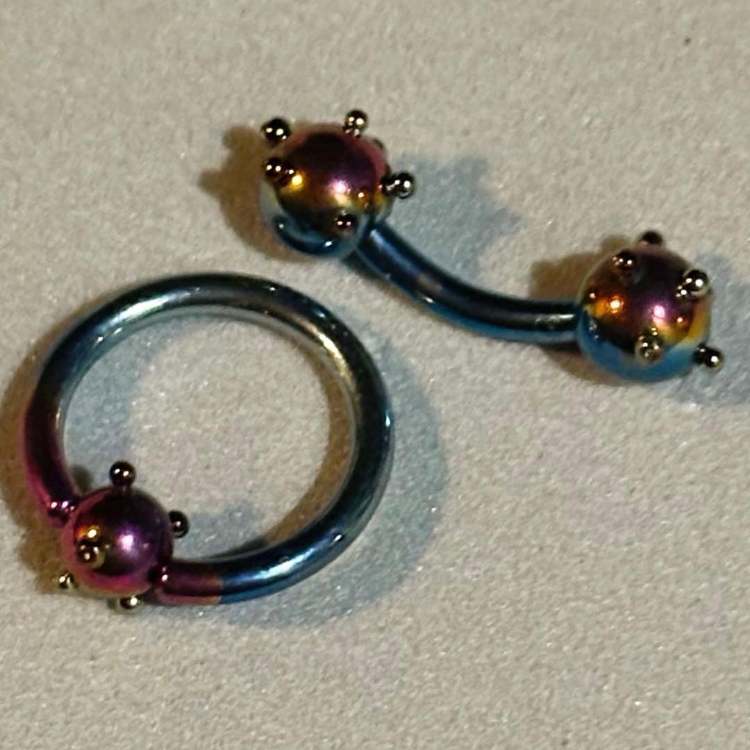 北欧デザイナー　チタンボディピアス