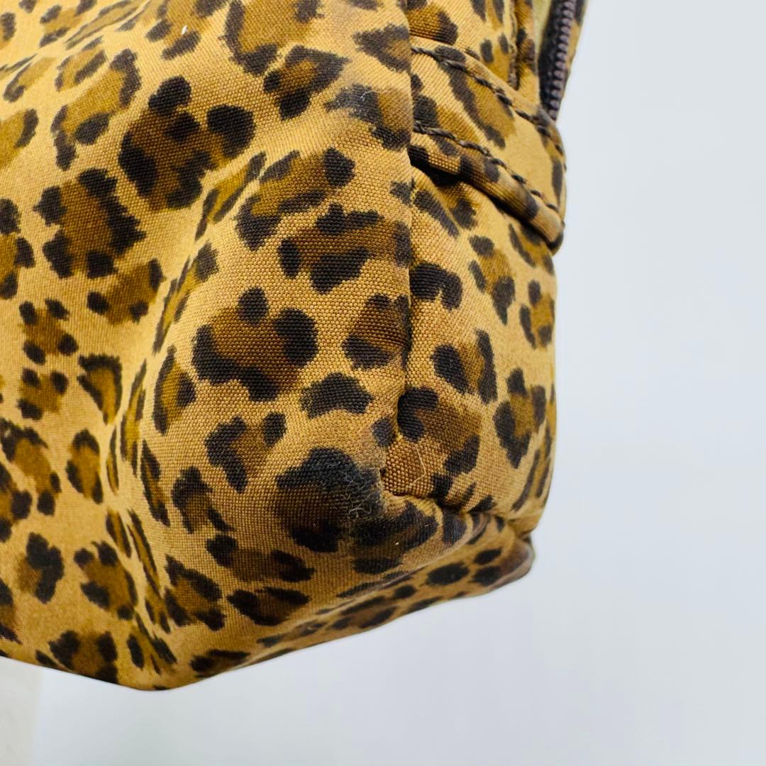 ✨BottegaVeneta✨ボッテガヴェネタ✨ヒョウ柄✨ヴィンテージ✨ポーチ✨
