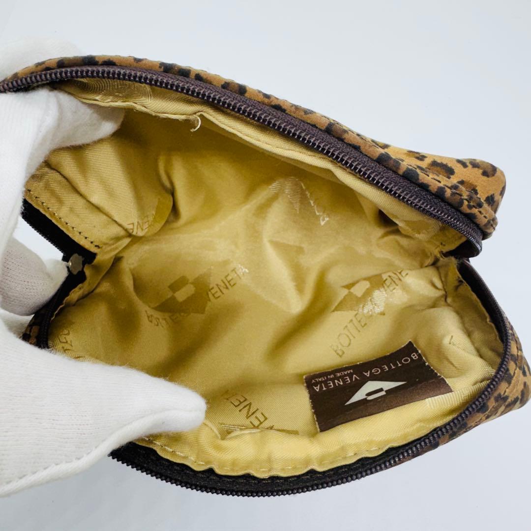 ✨BottegaVeneta✨ボッテガヴェネタ✨ヒョウ柄✨ヴィンテージ✨ポーチ✨