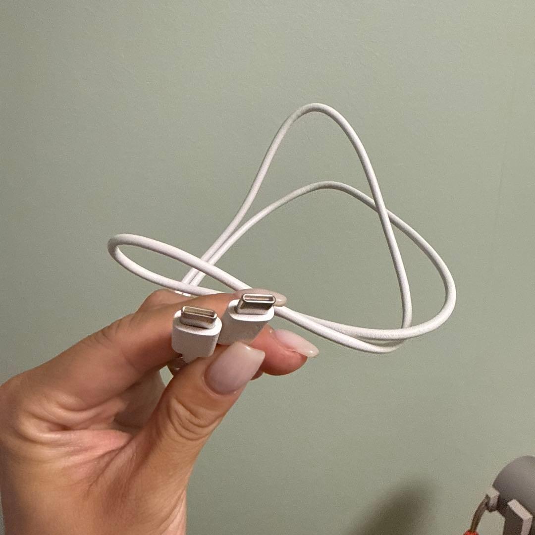 【美品】XGIMI mogo3pro プロジェクター（スタンド付き）