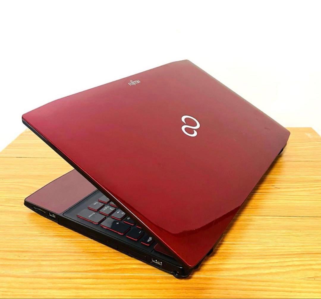 サクサク快適i7 Win11 オフィスメモリ8ギガSSD256ブルーレイ富士通