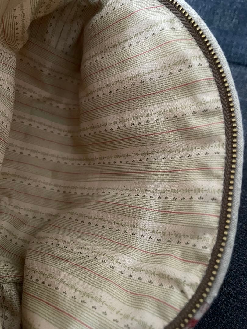 （747） 三角つなぎのポーチ こうの早苗さん 完成品