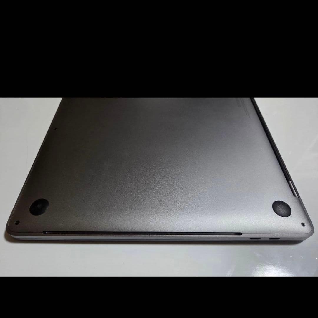 MacBook本体 MacBook Pro 15-inch 2018 i7 32GB 512GB