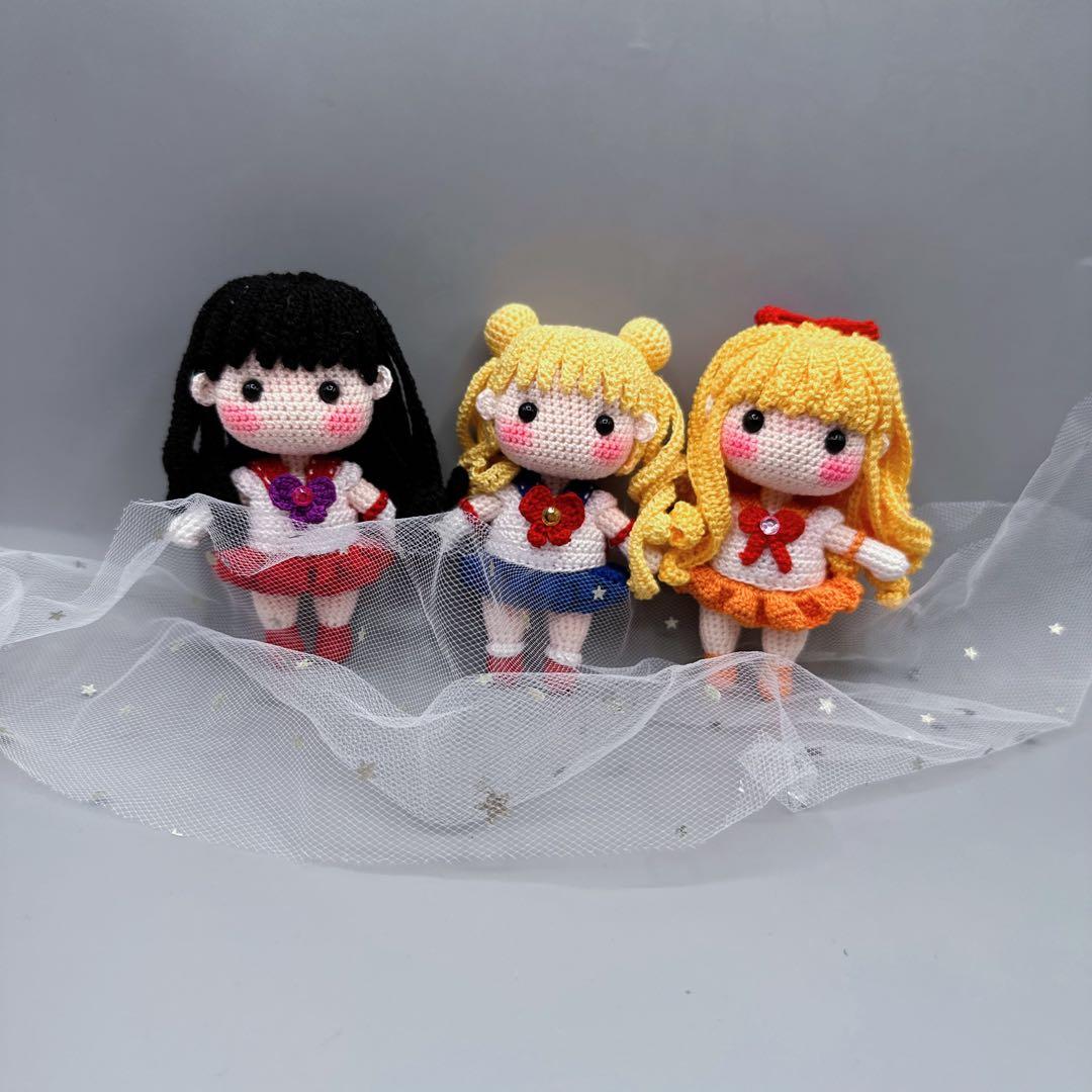 【編みぐるみ】【ミニサイズ】セーラー服の女の子【ハンドメイド】