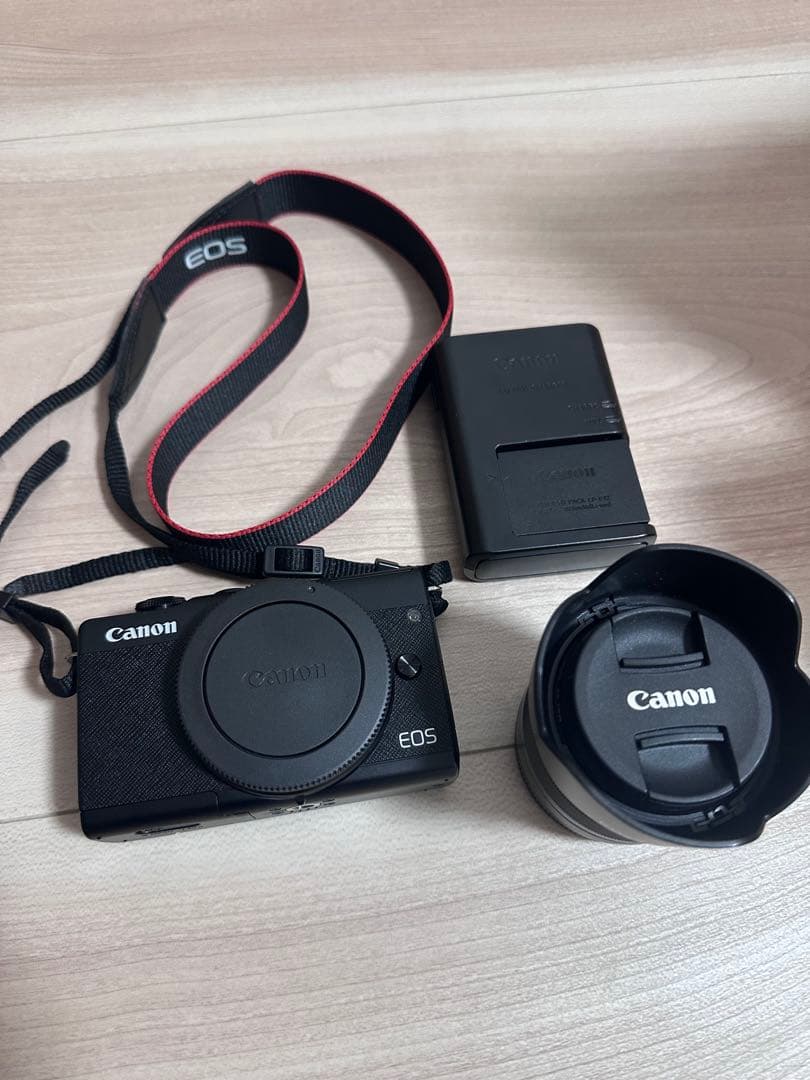 Canon EOS M200 15-45mmレンズキット