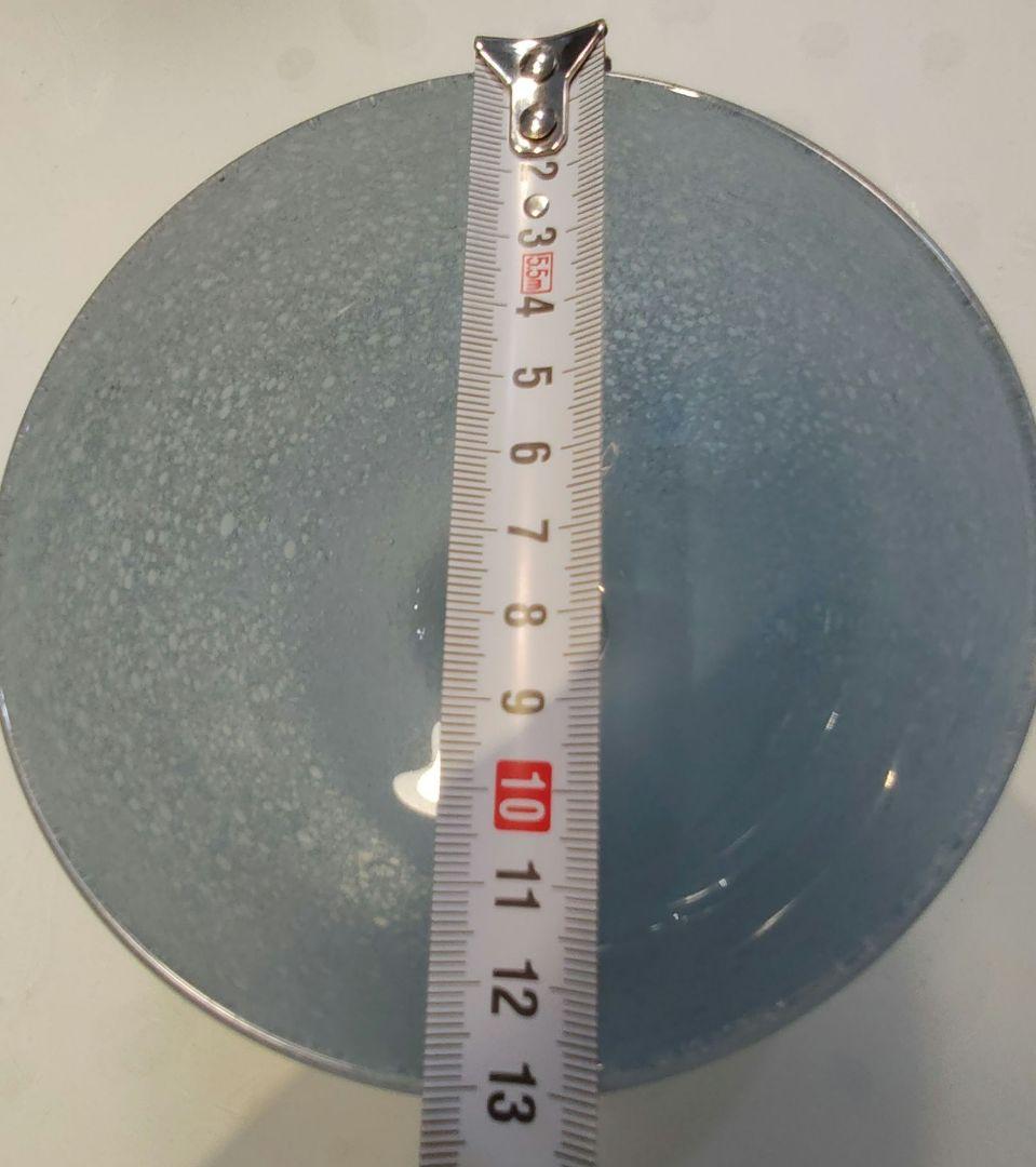 新品未使用　関野　ゆう子さん　うたかたの高台鉢　青色ガラス製丸型ボウル