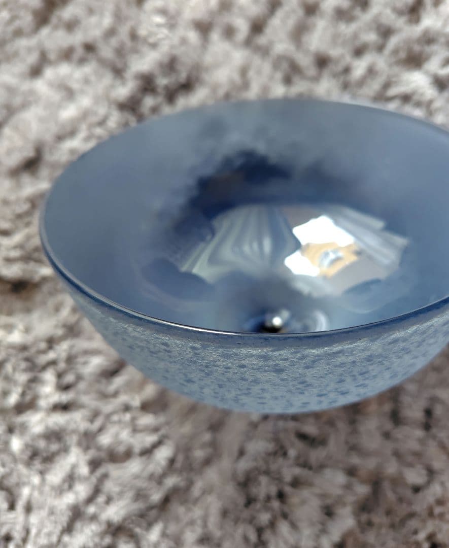 新品未使用　関野　ゆう子さん　うたかたの高台鉢　青色ガラス製丸型ボウル