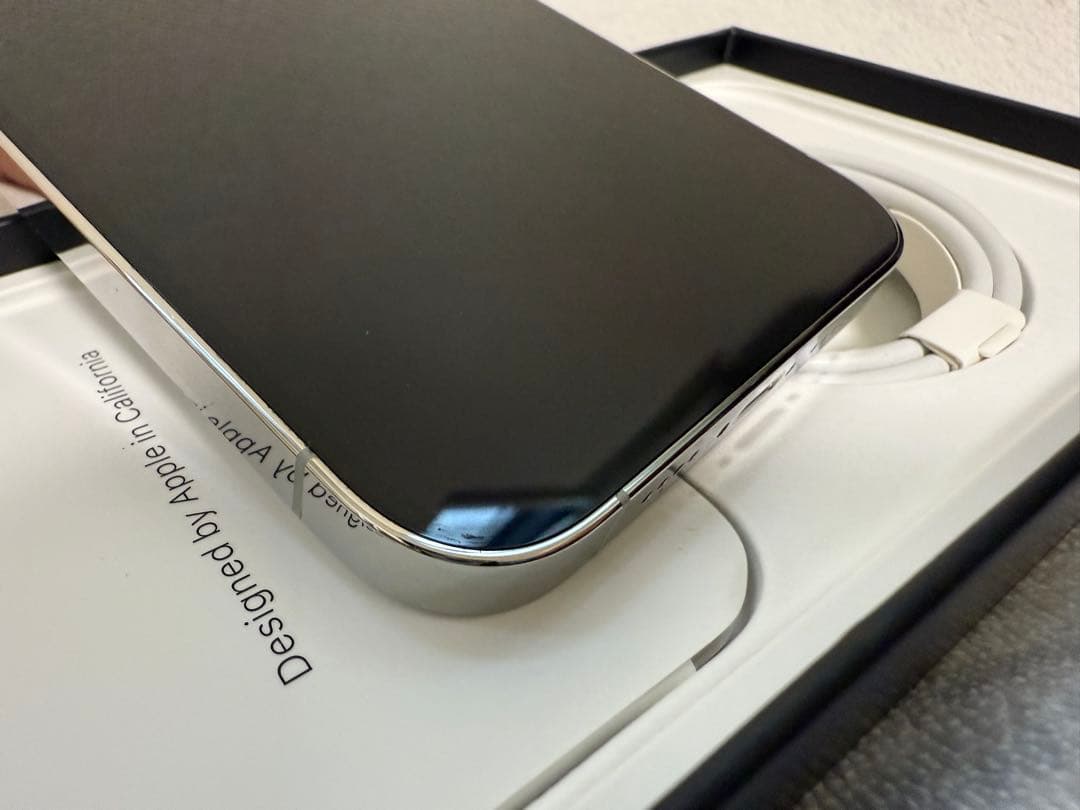 Apple iPhone 13 Pro Max シルバー 256GB