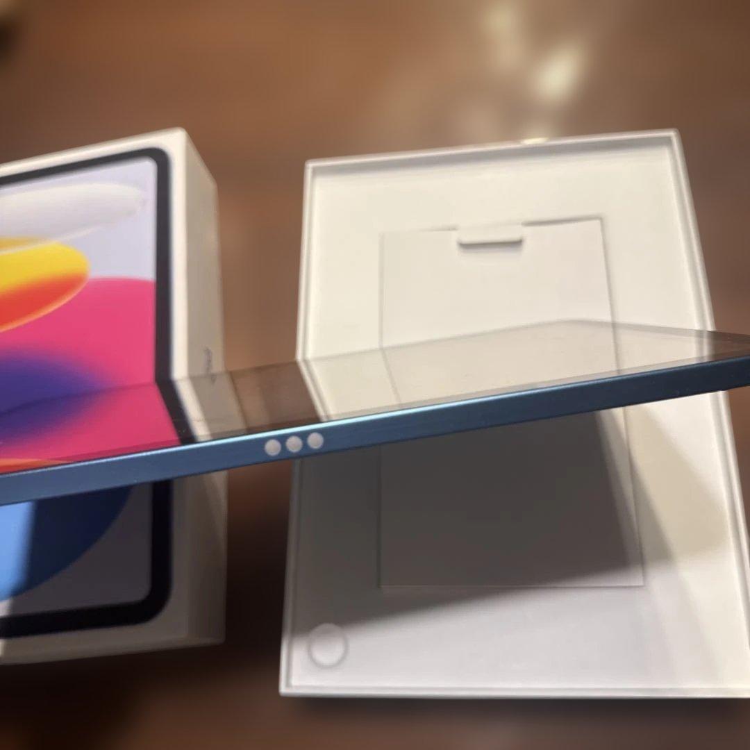 iPad 11インチ (A16)128GB Wi-Fi + Cellular本体