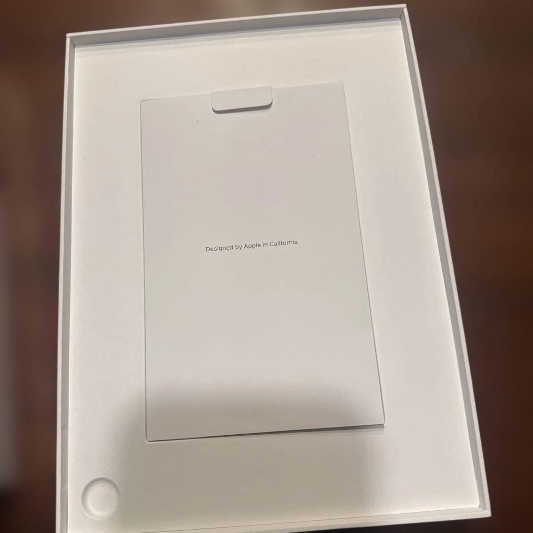 iPad 11インチ (A16)128GB Wi-Fi + Cellular本体